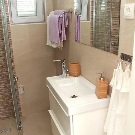 Lari Home Primosten Exterior photo