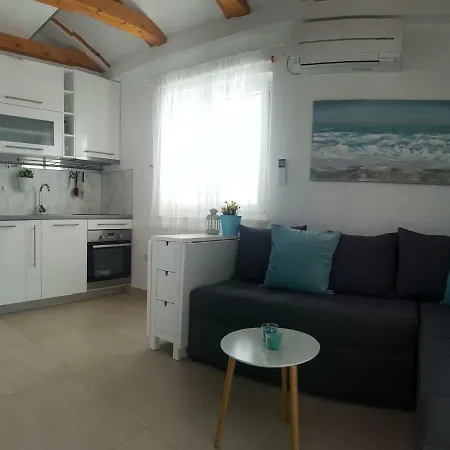 Lari Home Primosten Exterior photo